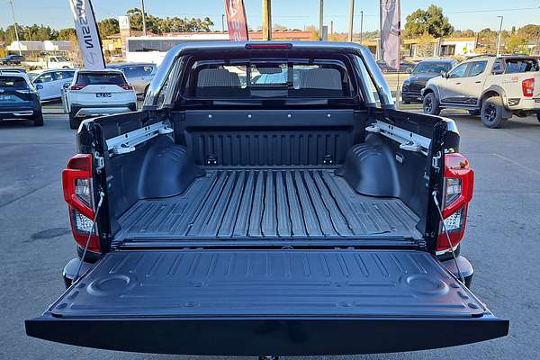 2024 Nissan Navara ST-X D23 4X4