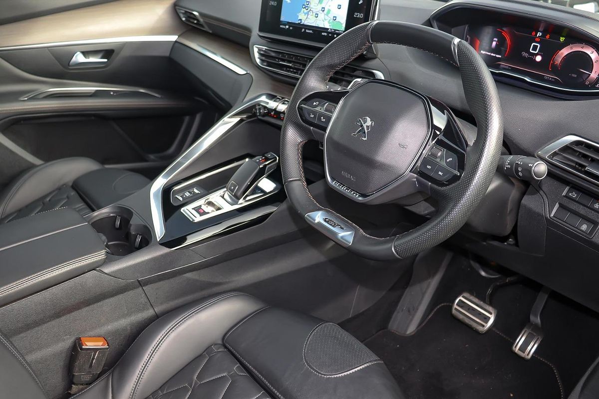 2022 Peugeot 3008 GT P84