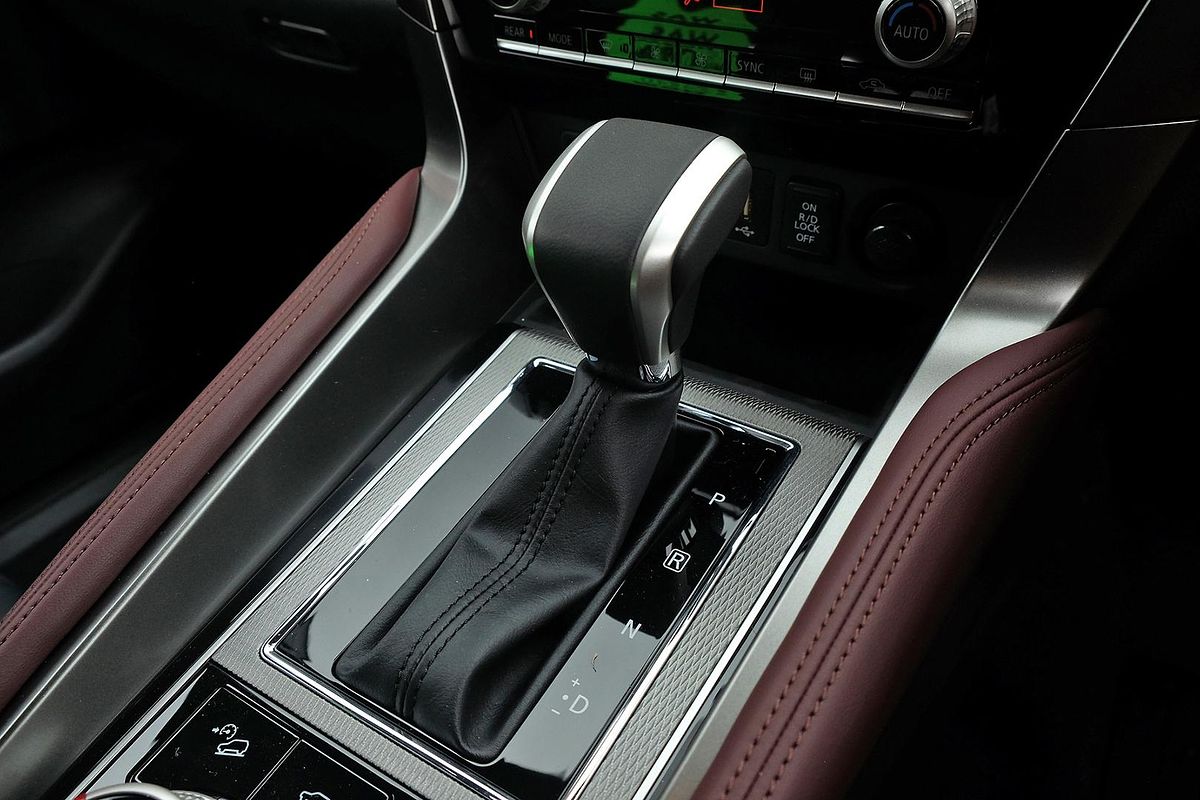2024 Mitsubishi Pajero Sport GSR QG
