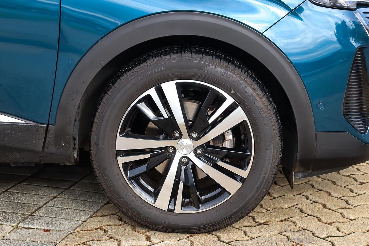 2022 Peugeot 3008 GT P84