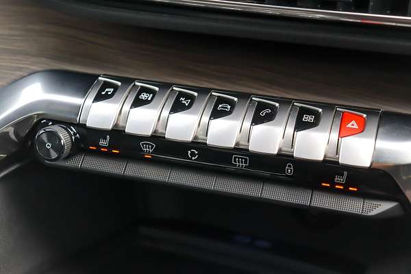 2022 Peugeot 3008 GT P84