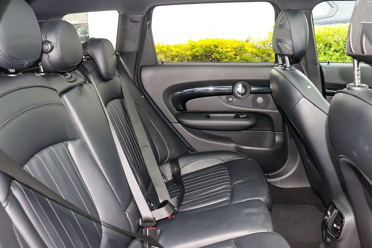 2017 MINI Clubman Cooper S F54