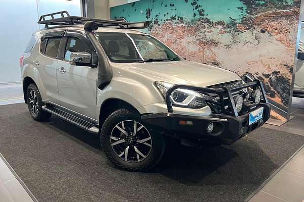 2019 Isuzu MU-X LS-T