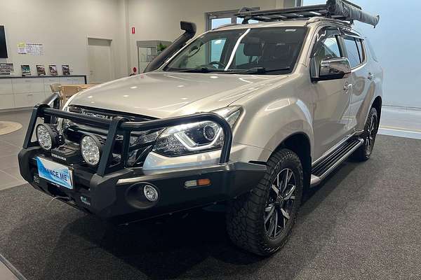 2019 Isuzu MU-X LS-T