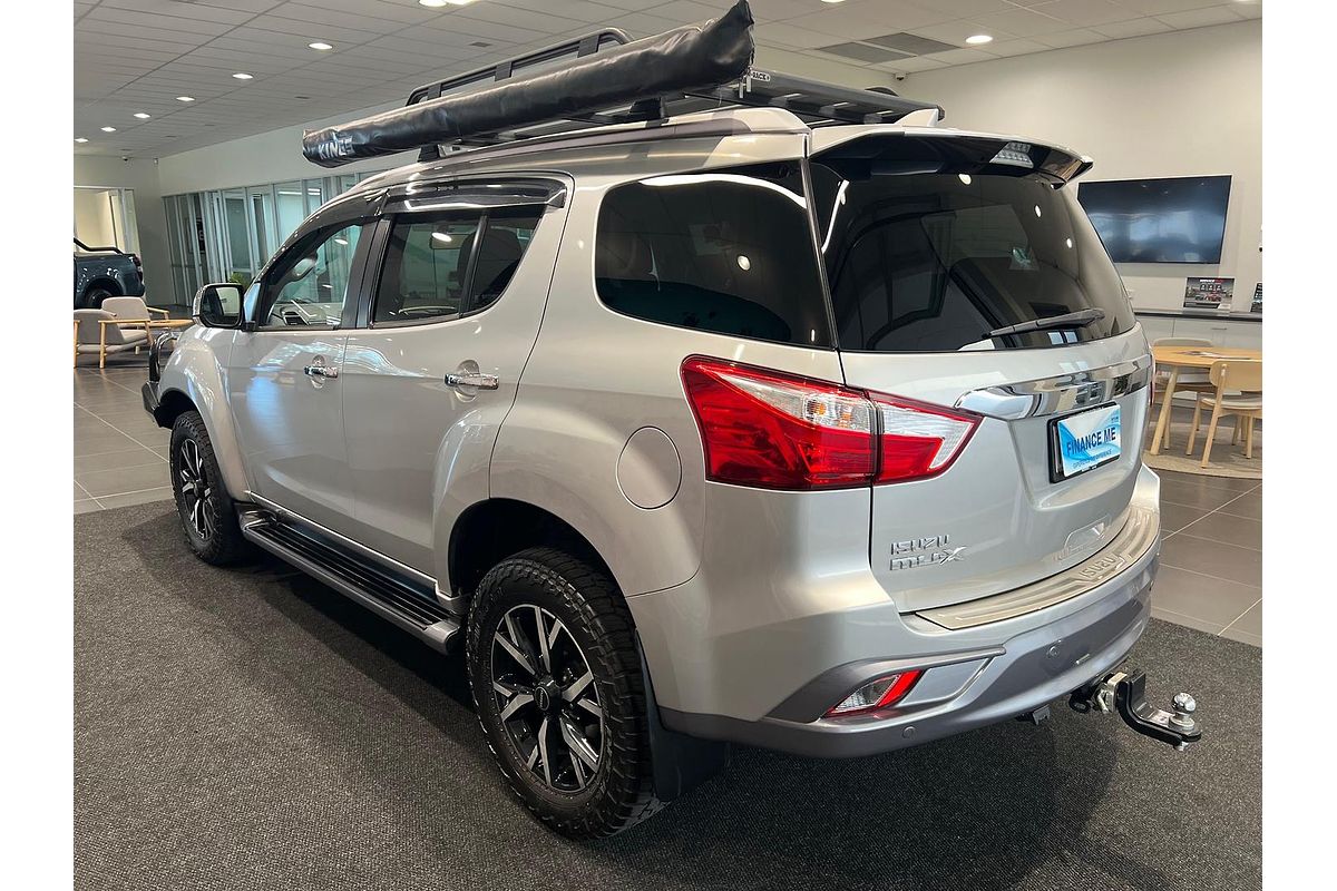 2019 Isuzu MU-X LS-T