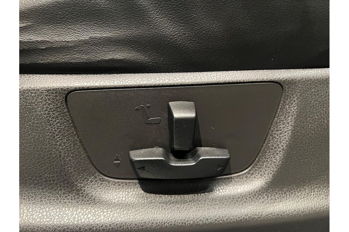 2019 Isuzu MU-X LS-T