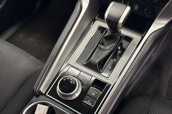 2022 Mitsubishi Pajero Sport GLS QF
