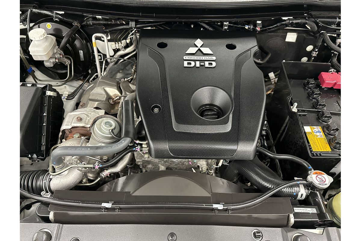 2022 Mitsubishi Pajero Sport GLS QF