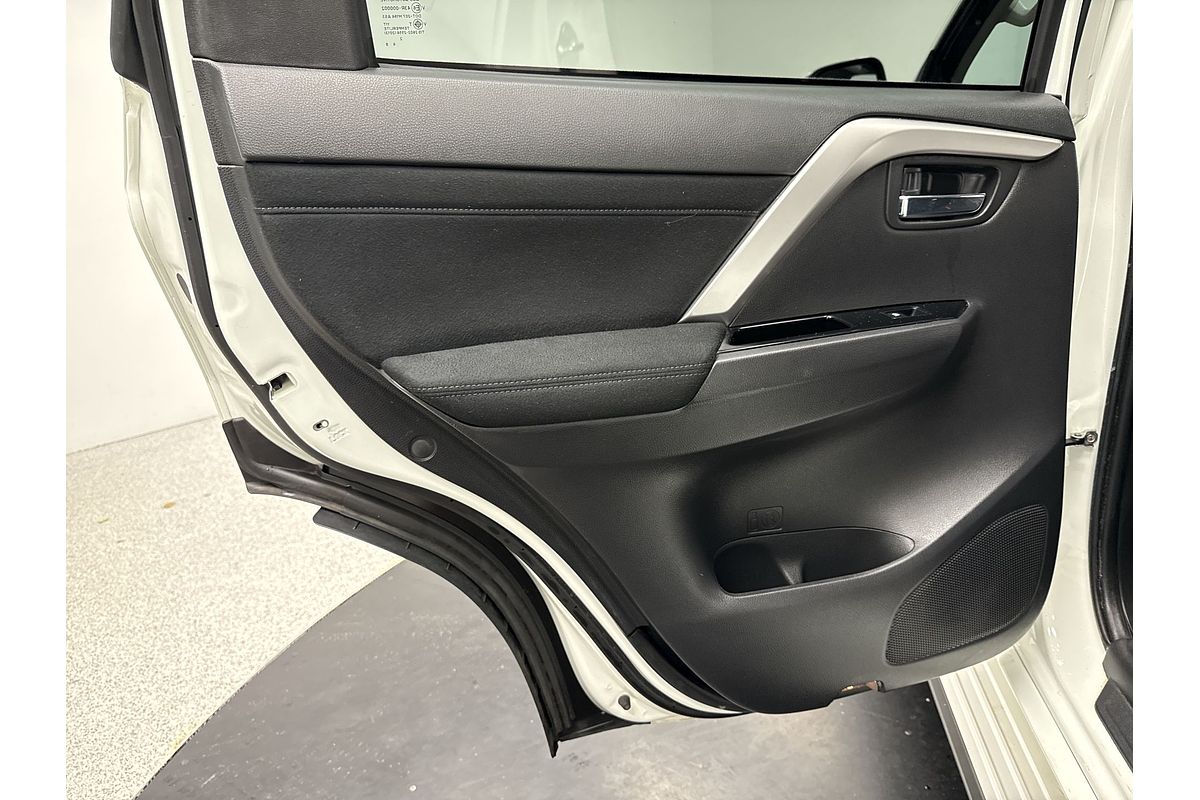 2022 Mitsubishi Pajero Sport GLS QF