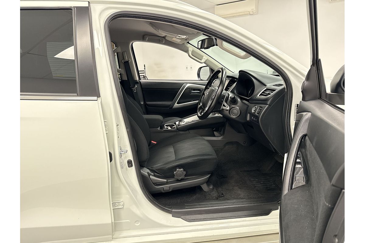 2022 Mitsubishi Pajero Sport GLS QF