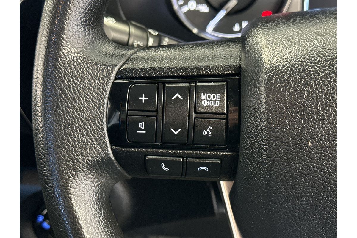 2020 Toyota Hilux SR GUN126R 4X4