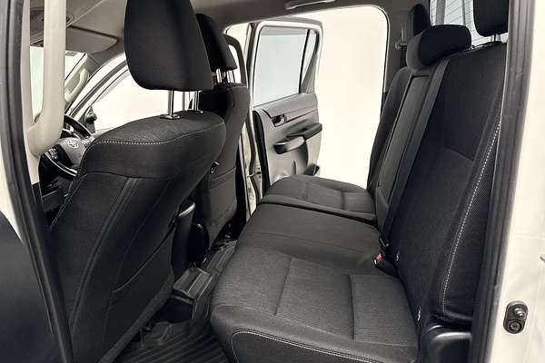 2020 Toyota Hilux SR GUN126R 4X4