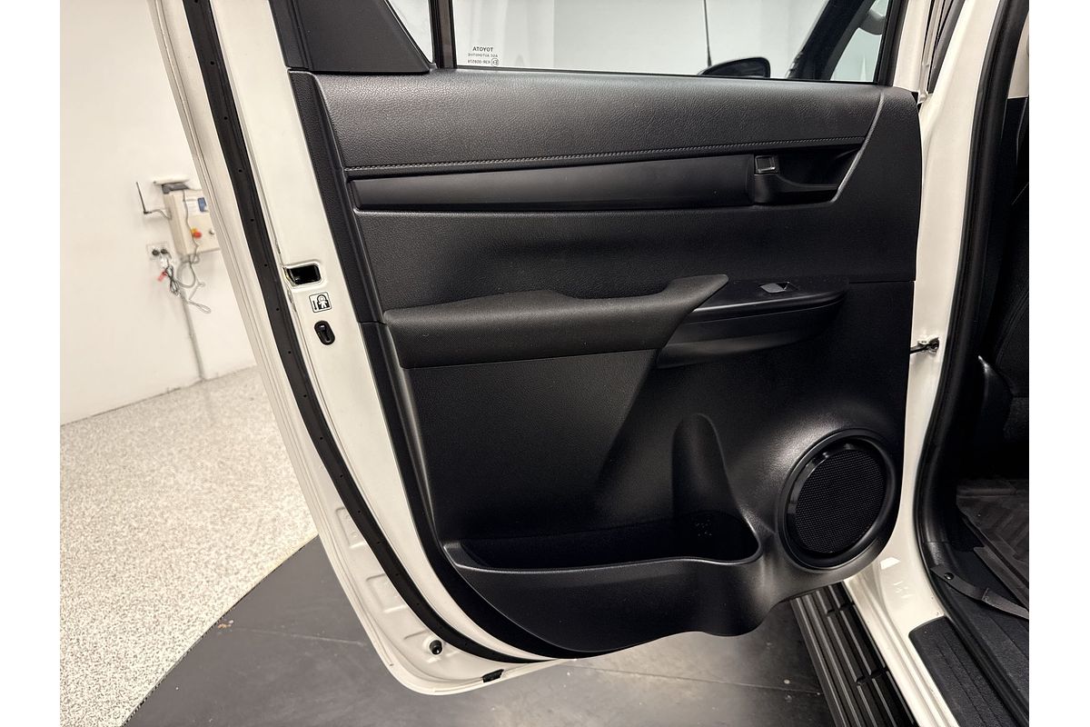 2020 Toyota Hilux SR GUN126R 4X4