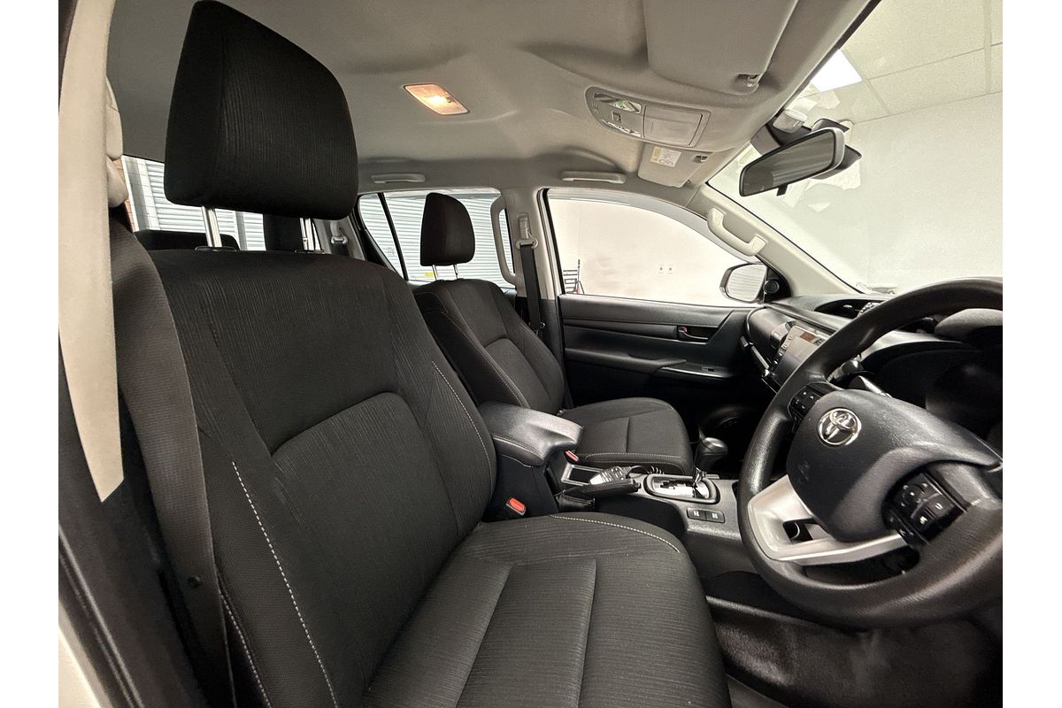 2020 Toyota Hilux SR GUN126R 4X4