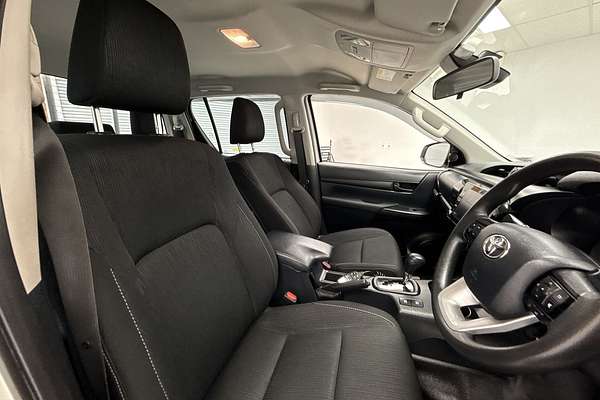 2020 Toyota Hilux SR GUN126R 4X4