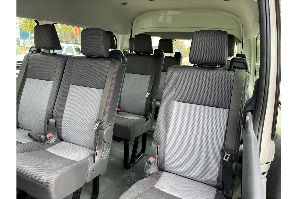 2019 Toyota Hiace Commuter GDH322R