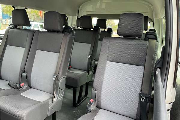 2019 Toyota Hiace Commuter GDH322R