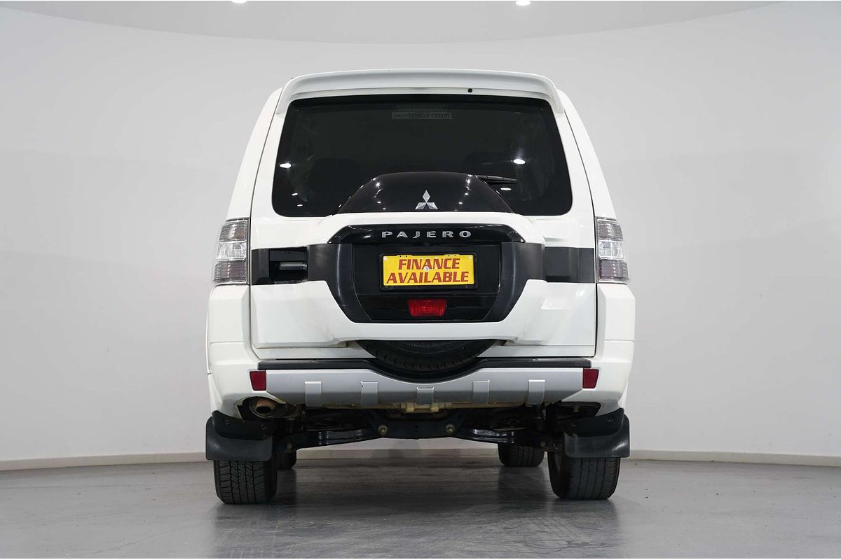 2017 Mitsubishi Pajero GLX NX