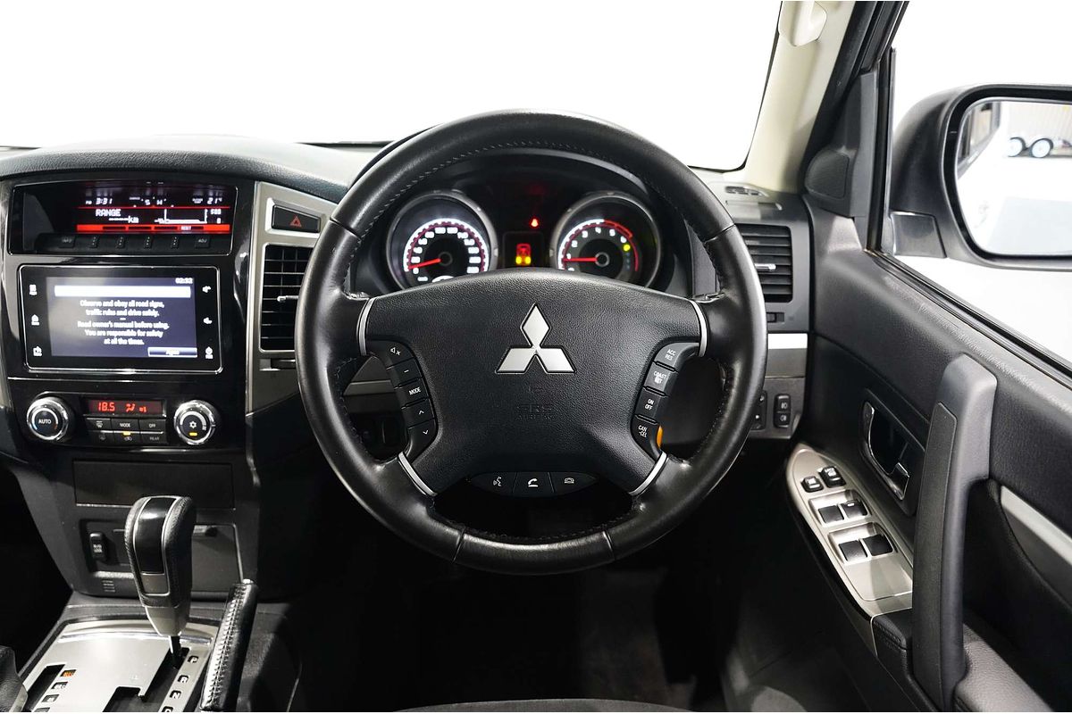 2017 Mitsubishi Pajero GLX NX