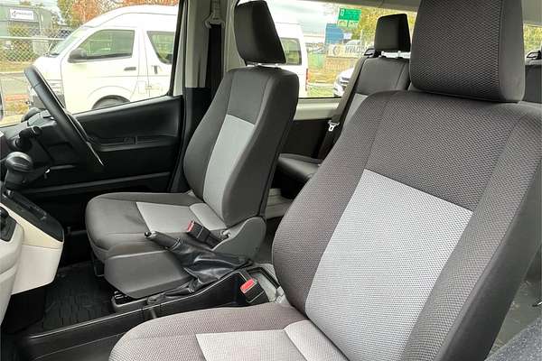 2019 Toyota Hiace Commuter GDH322R