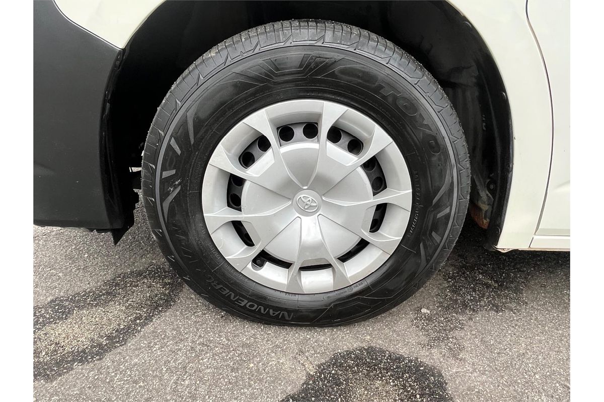 2019 Toyota Hiace Commuter GDH322R