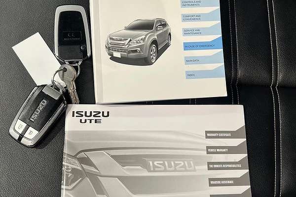 2019 Isuzu MU-X LS-T