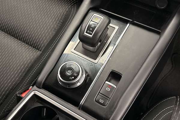 2022 Mitsubishi Outlander LS ZM