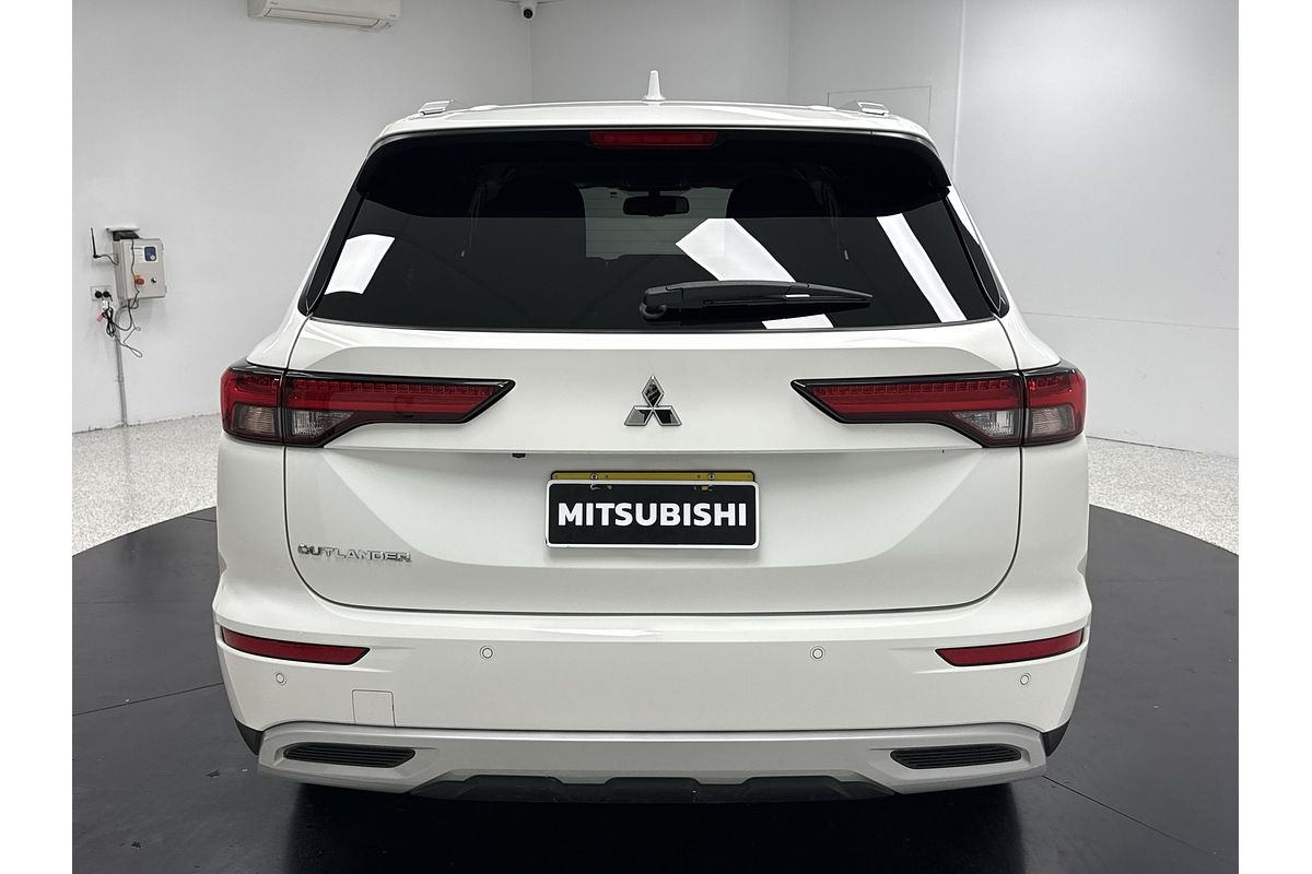 2022 Mitsubishi Outlander LS ZM