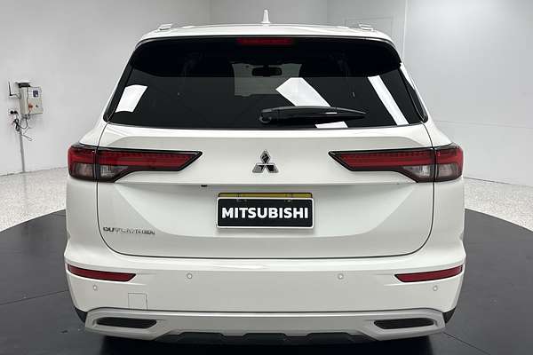 2022 Mitsubishi Outlander LS ZM