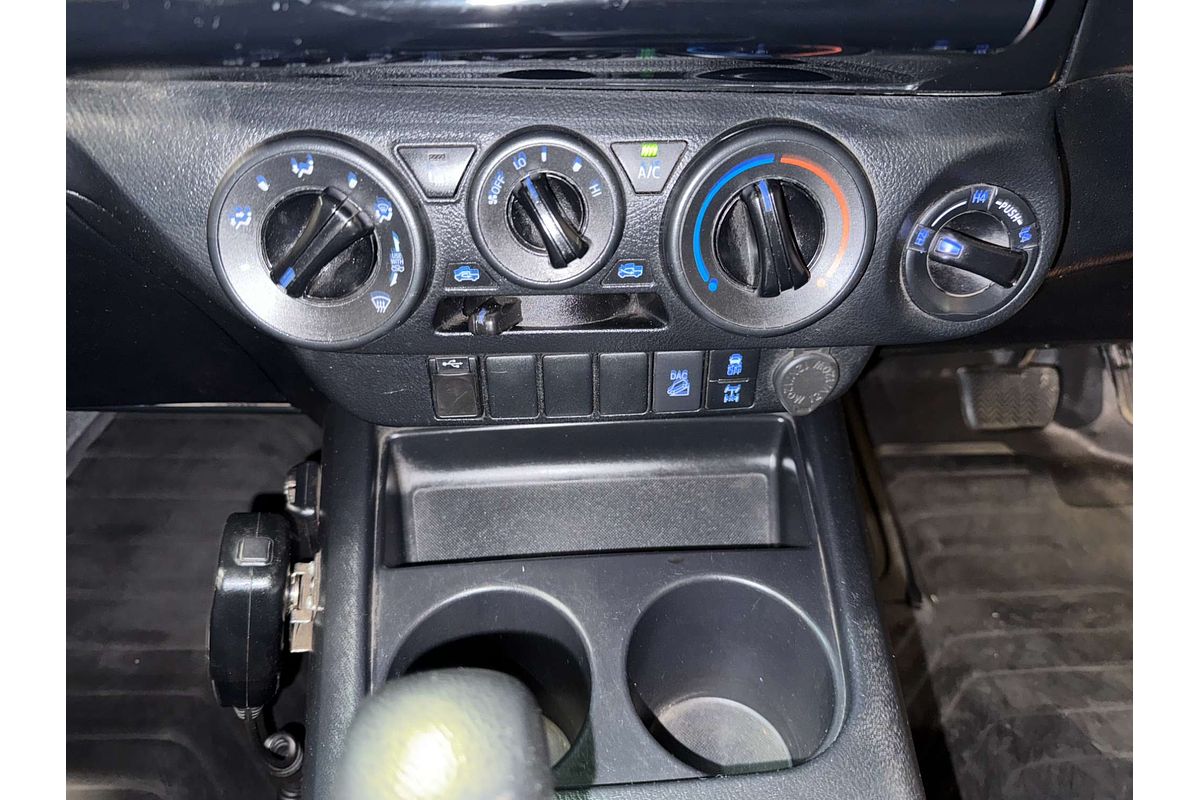 2021 Toyota Hilux SR GUN126R 4X4