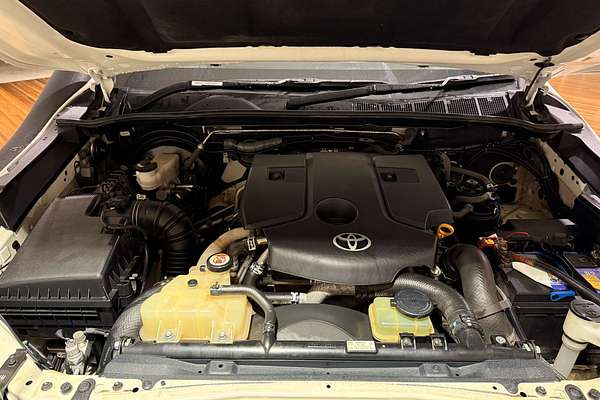 2021 Toyota Hilux SR GUN126R 4X4