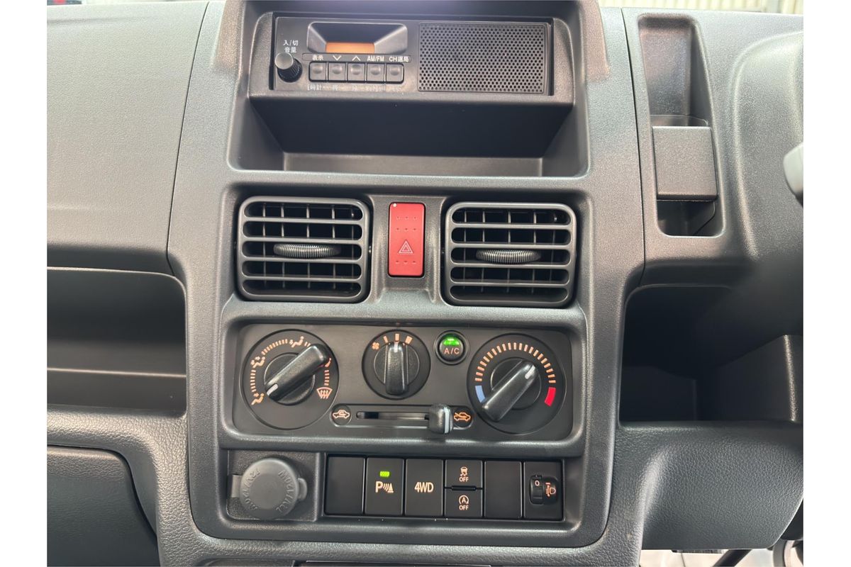 2024 Suzuki Carry KC 4WD DA16T