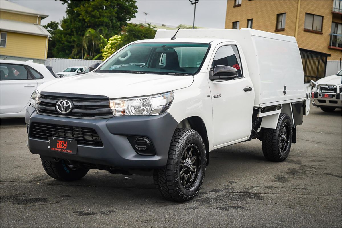 2017 Toyota Hilux Workmate GUN125R 4X4