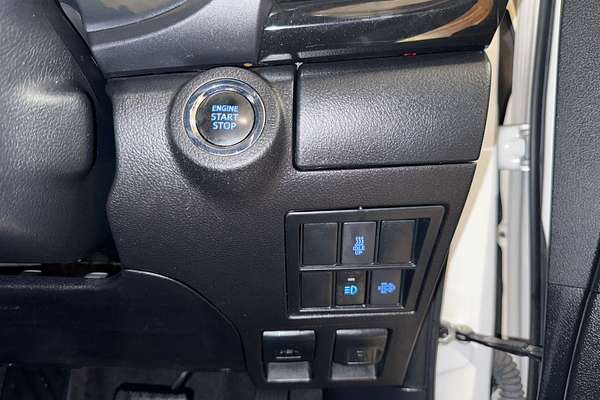 2021 Toyota Hilux Rugged X GUN126R 4X4