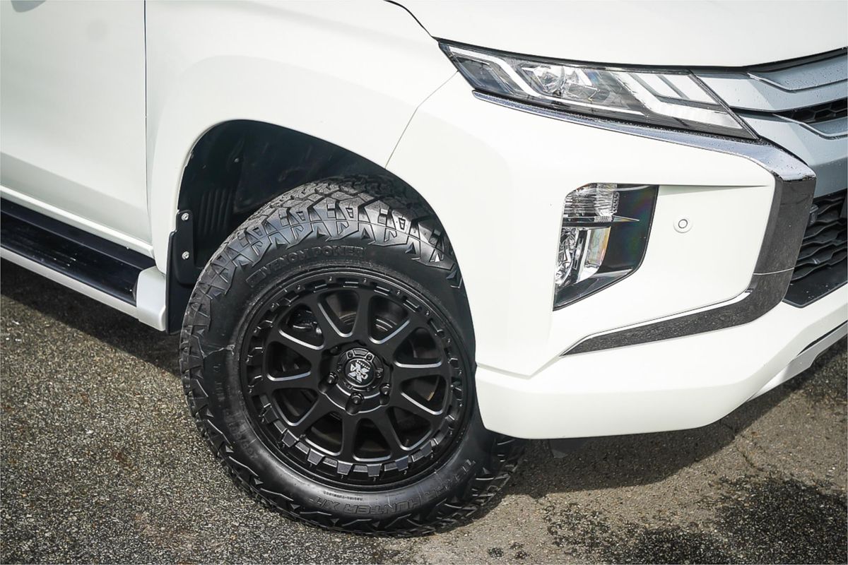 2021 Mitsubishi Triton GLS MR 4X4