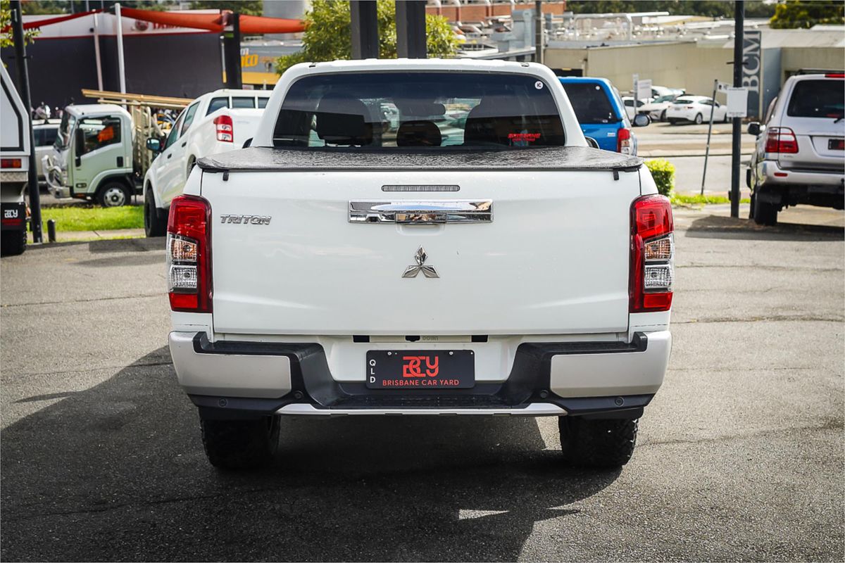 2021 Mitsubishi Triton GLS MR 4X4