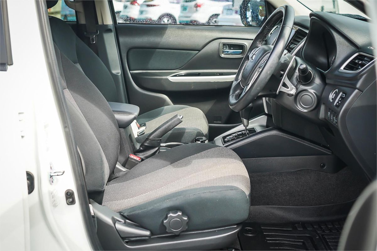 2021 Mitsubishi Triton GLS MR 4X4