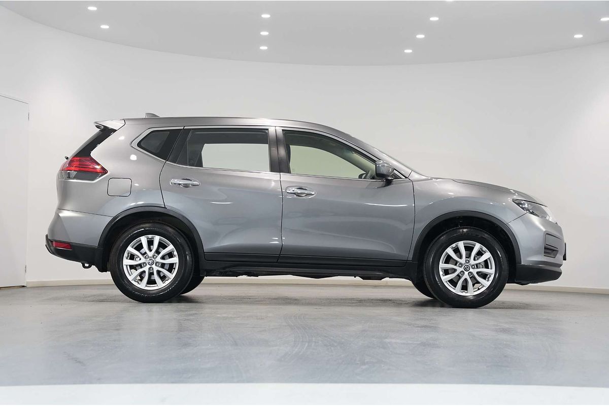 2022 Nissan X-TRAIL ST T32