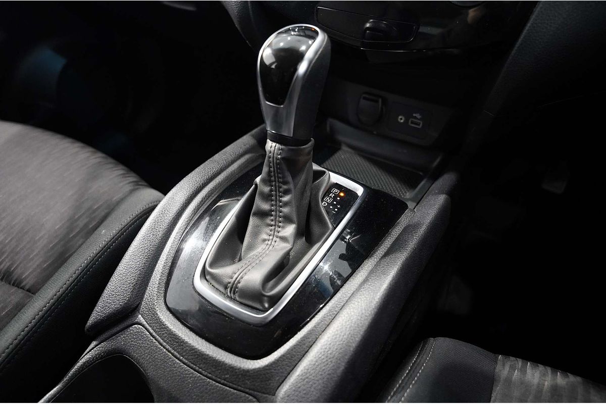 2022 Nissan X-TRAIL ST T32