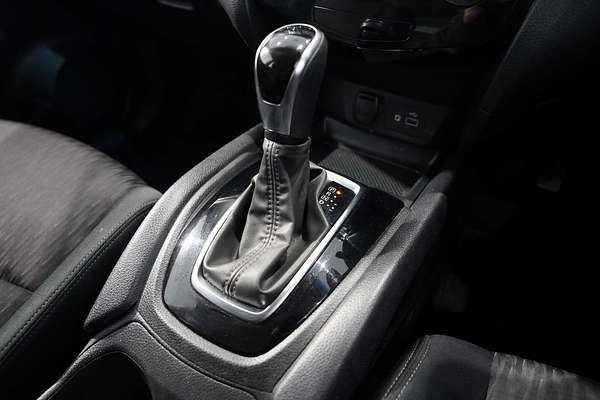 2022 Nissan X-TRAIL ST T32