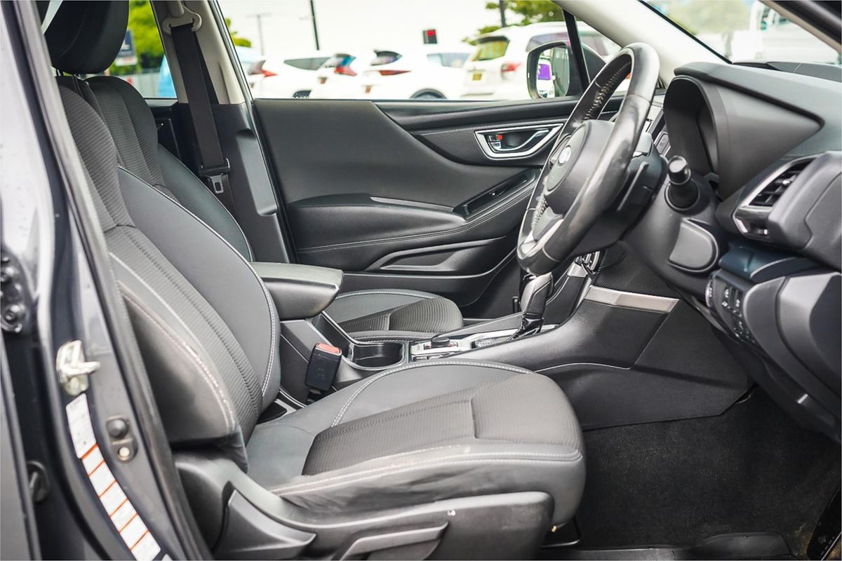 2020 Subaru Forester 2.5i S5
