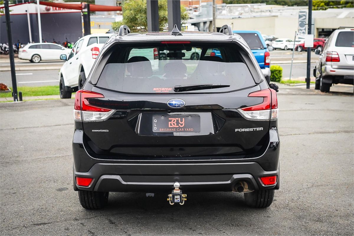 2021 Subaru Forester 2.5i S5