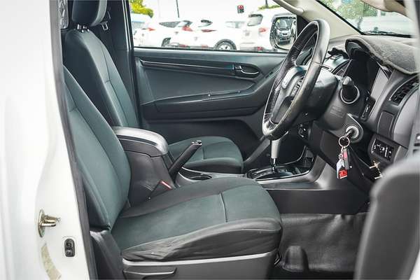 2017 Isuzu D-MAX SX High Ride Rear Wheel Drive