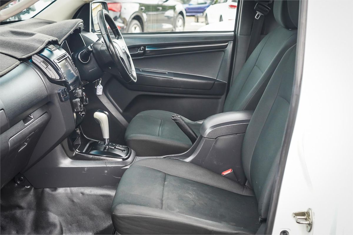 2017 Isuzu D-MAX SX High Ride Rear Wheel Drive