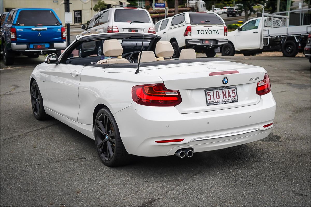 2015 BMW 2 Series 228i Luxury Line F23