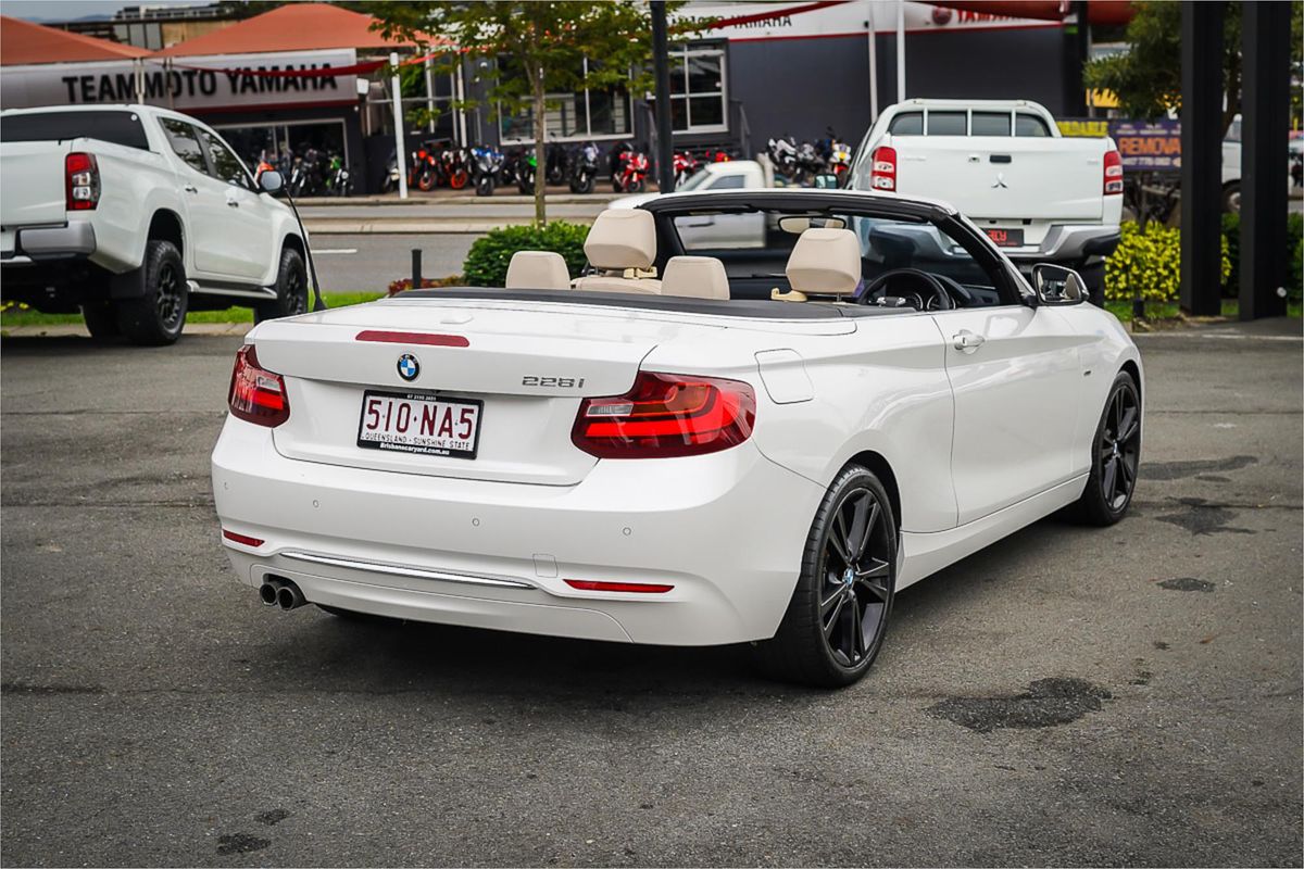 2015 BMW 2 Series 228i Luxury Line F23
