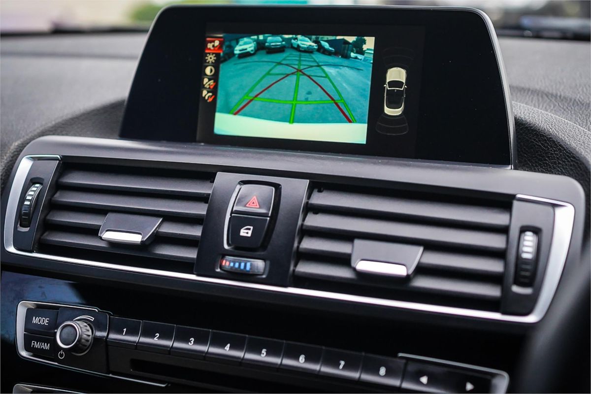 2015 BMW 2 Series 228i Luxury Line F23