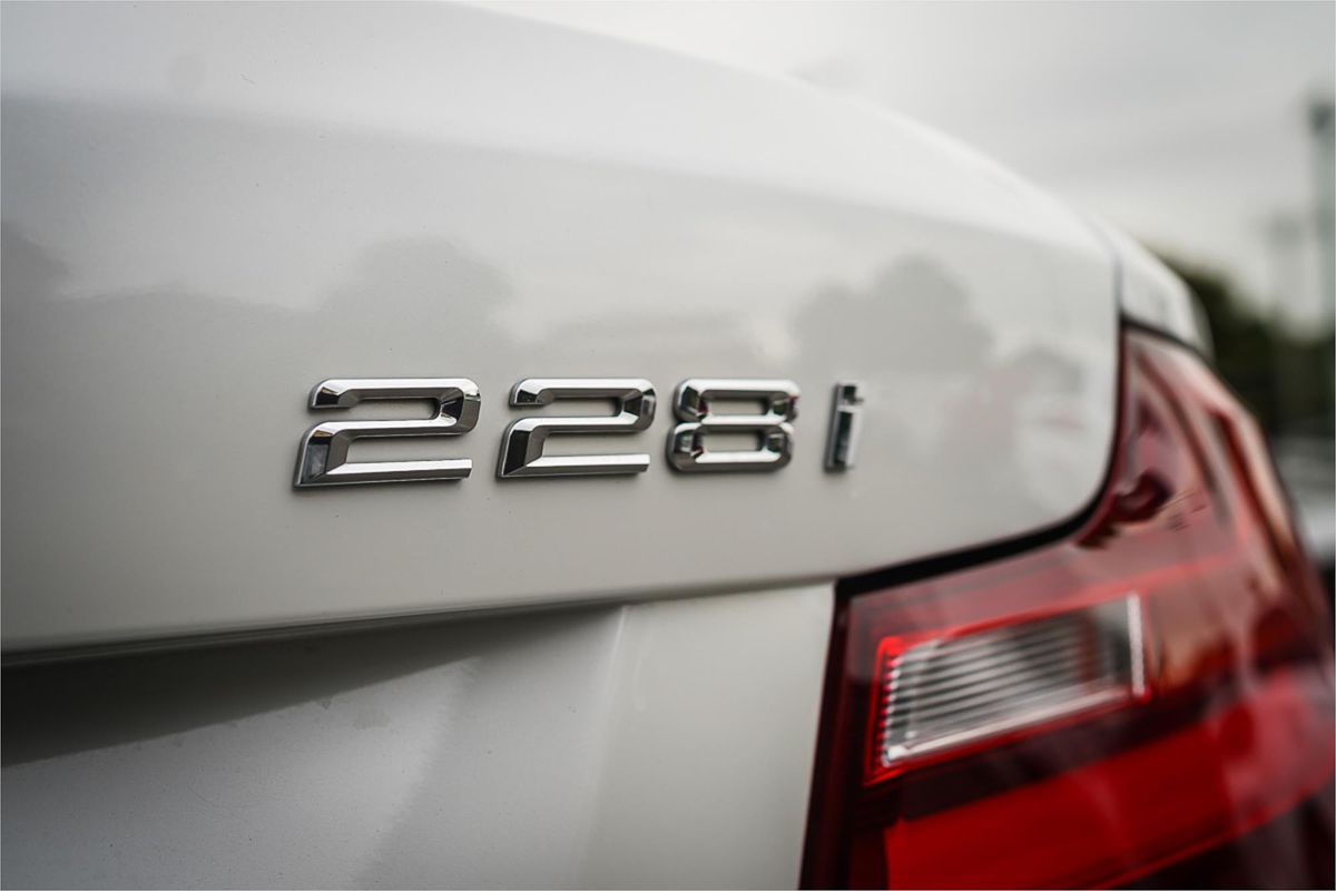 2015 BMW 2 Series 228i Luxury Line F23