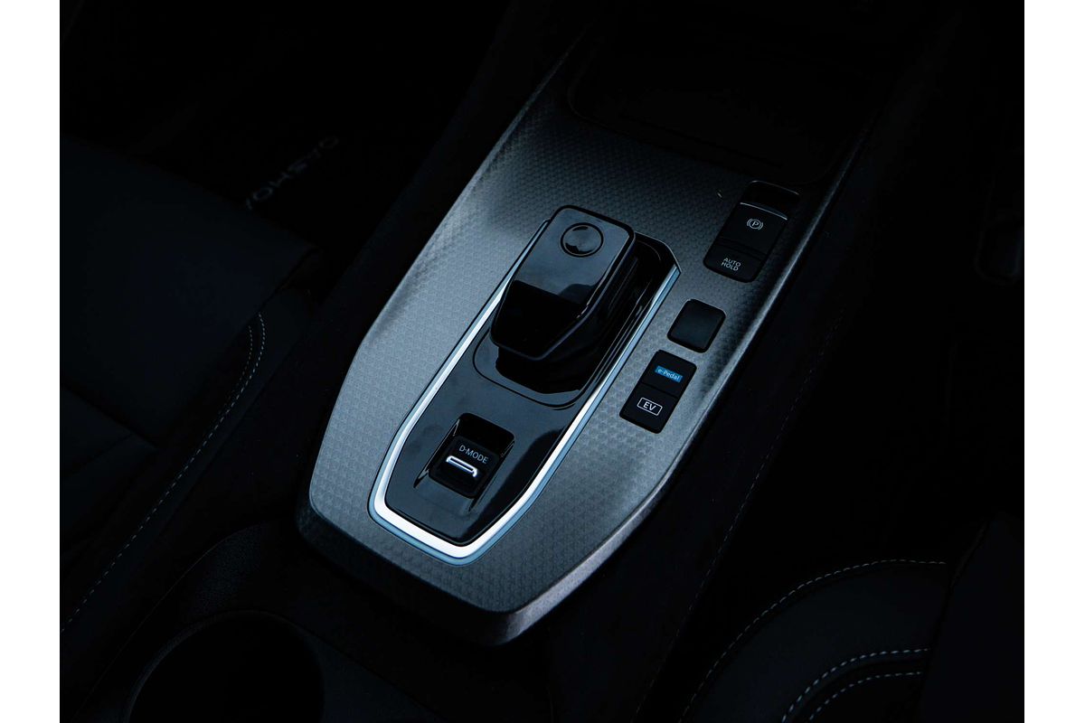 2025 Nissan QASHQAI N-DESIGN e-POWER J12