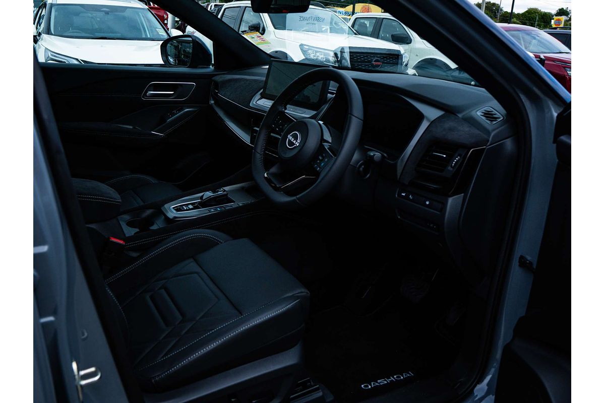 2025 Nissan QASHQAI N-DESIGN e-POWER J12